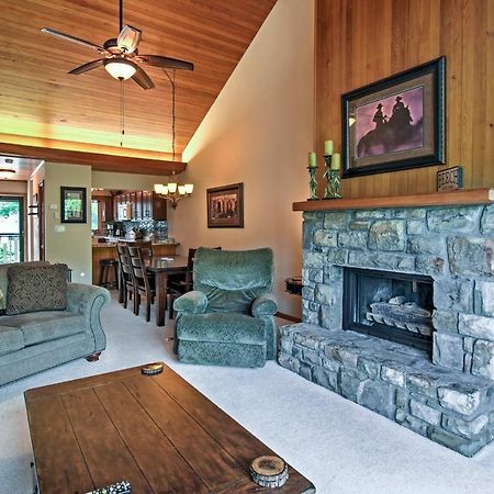 Beech Mountain Condo With Balcony, Walk To Resort! Eksteriør bilde
