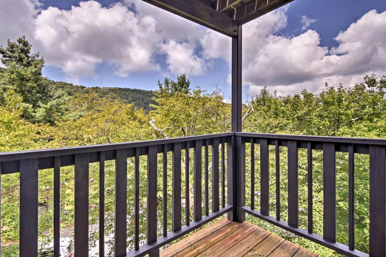 Beech Mountain Condo With Balcony, Walk To Resort! Eksteriør bilde