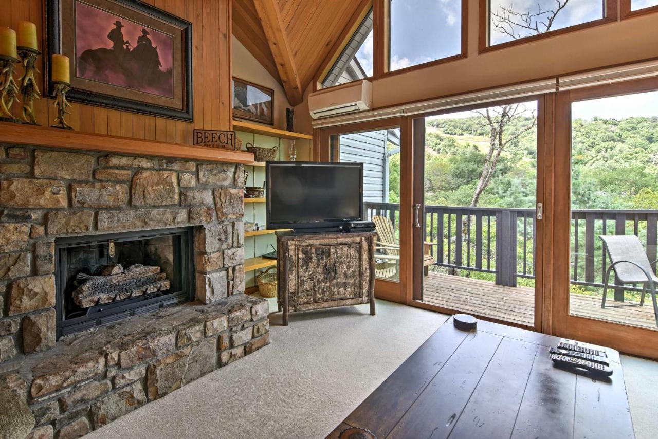 Beech Mountain Condo With Balcony, Walk To Resort! Eksteriør bilde